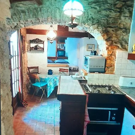 Le Mazet بيت للعطل Souvignargues